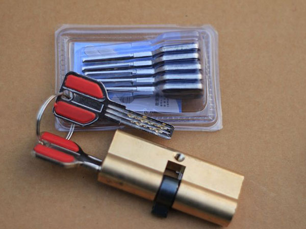 花溪24小时上门开锁公司